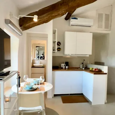 Loft In Panzano Apartamento